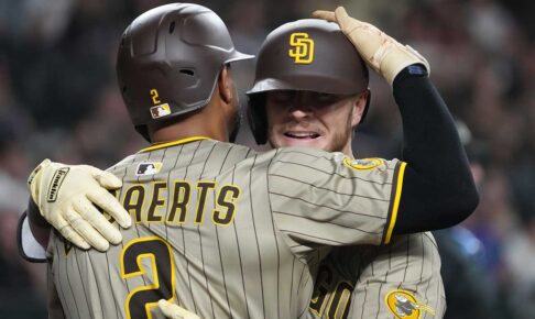 【MLB】新戦力が躍動したパドレス、逆転勝利で首位ドジャースに2ゲーム差　大補強の成果……オハーンが同点弾、ミラーがセーブ
