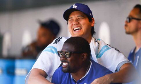【MLB】欠場の大谷翔平、前日には“打球直撃”のアクシデントも……ベンチでは笑顔　パドレスとの首位攻防戦には出場見込みと指揮官「ショウヘイは大丈夫」