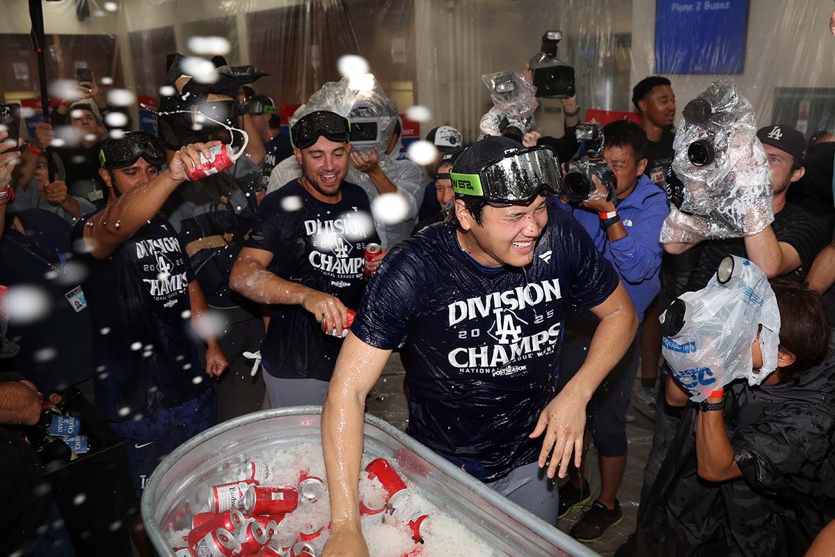 【MLB】「これまでになく大変だった」マンシー、フリーマンが明かしたド軍地区Vまでの苦闘 「ケガ人に見舞われ、激しい浮き沈み……」