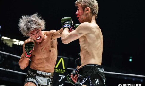 【RIZIN.51】冨澤大智、“絶体絶命”のピンチ→激しい打撃戦で平本丈に大逆転勝ち　大歓声のなか、篠塚辰樹に再戦要求