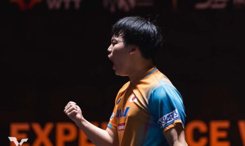 「衝撃的な番狂わせ」松島輝空、世界6位の中国勢撃破に母国メディアが驚愕　次世代背負う18歳の成長に「日本で圧倒的な強さ」【チャイナスマッシュ2025】