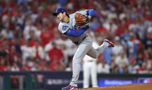 【MLB】大谷翔平、“歴史的PS二刀流デビュー”で6回9K3失点の粘投　最速163キロに敵地驚愕、テオスカーが値千金逆転弾