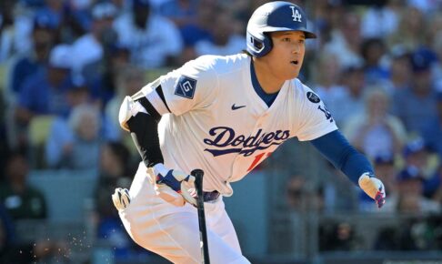 【MLB】リードオフ三塁打の大谷翔平、この一撃が生んだ史上初の記録とは？　「PSの歴史の中で唯一の選手」と米記者