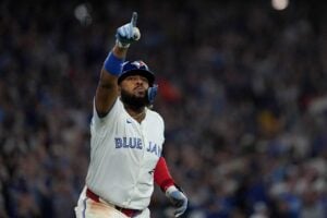【MLB】WS進出へ逆王手をかけたブルージェイズ……PS6本塁打の主砲ゲレーロJr.は運命の第7戦に向けて「何かすごいことが起きる」