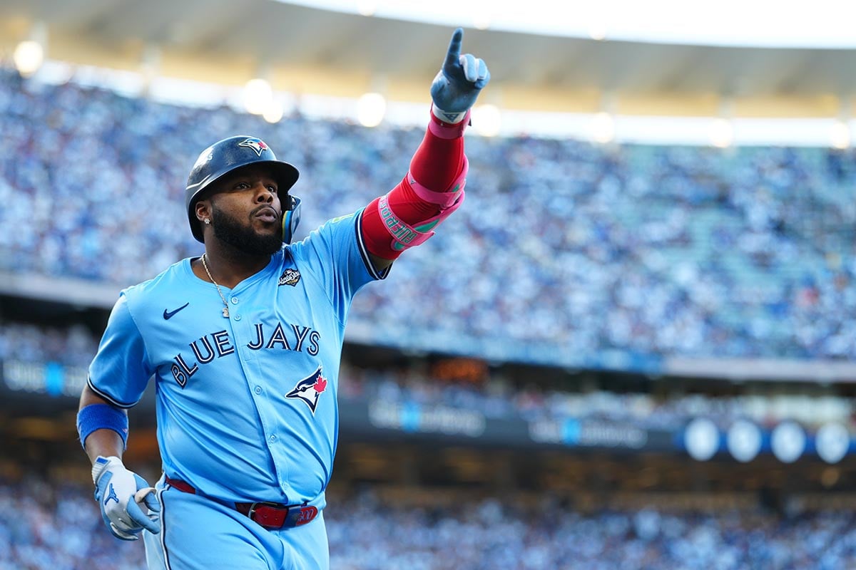 【MLB】“16戦8発”ゲレーロJr.が2試合連続アーチ、好調ブルージェイズ打線が初回に「WS史上初の先制パンチ」 【MLB】“16戦8発”ゲレーロJr.が2試合連続アーチ、好調ブルージェイズ打線が初回に「WS史上初の先制パンチ」