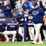 【MLB】今季最優秀監督は、リーグ最高勝率ブルワーズと“15.5ゲーム差逆転優勝”ガーディアンズの指揮官に ロバーツ監督は得票入らず 【MLB】今季最優秀監督は、リーグ最高勝率ブルワーズと“15.5ゲーム差逆転優勝”ガーディアンズの指揮官に ロバーツ監督は得票入らず