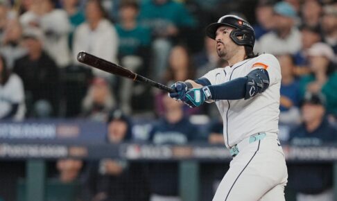 【MLB】35歳マンシーの離脱に備えて“保険”……昨季49発スアレスの獲得を提言　「下位打線に長打力を残せる」と米メディア