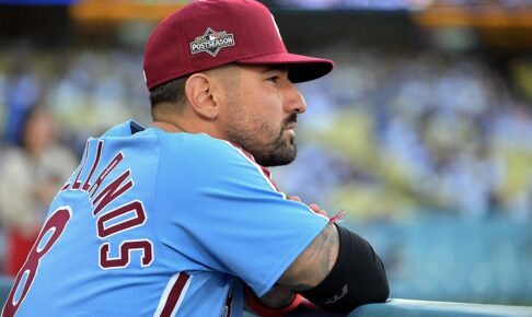 【MLB】ダグアウトにビールを持ち込み……途中交代に猛抗議　“通算250本塁打”カステヤノス、1億ドル契約の途中でフィリーズ解雇
