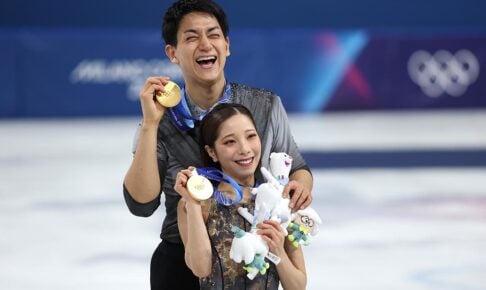 【ミラノ五輪】“りくりゅう”が見せた完璧演技に拍手喝采「最も劇的な逆転劇」　日本史上初のペア金獲得で「歴史を塗り替えた」