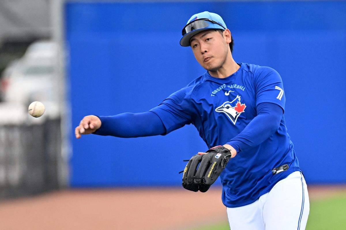 【MLB】岡本和真の三塁守備は……「柔らかなグラブさばきが印象的」と米記者評価 OP戦デビューも決定、4戦出場し侍合流へ 【MLB】岡本和真の三塁守備は……「柔らかなグラブさばきが印象的」と米記者評価 OP戦デビューも決定、4戦出場し侍合流へ