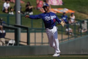 【MLB】ド軍ベッツが語る完全復活への手応え「間違いなく僕の考え方を変えた」　山本由伸を支える矢田修氏に“弟子入り”で再起へ