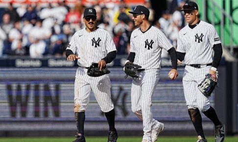【MLB】「どうやって捕ったのかわからない」ベリンジャーが魅せた、奇跡の“曲芸キャッチ”に実況大興奮　グラブで弾くも落下寸前に……？