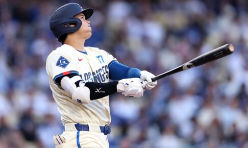 【MLB】大谷翔平、“168キロ先頭打者弾”に本拠地熱狂　公式記者も大興奮、連続試合出塁はドジャース史上5位の「45」に更新