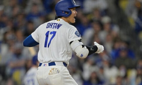 【MLB】前代未聞、打席の大谷翔平も逃げ出し「ヘイ！ヘイ！」　キンブレルが捕手のタイムに気付かず投球開始「こんなの見たことない……」