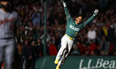 【MLB】吉田正尚が決めた、延長戦代打で相手クローザー攻略「サヨナラ適時打」　値千金の一打に本拠地熱狂「マサは準備万端だった！」