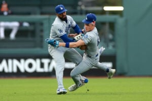 【MLB】ドジャース冷や汗……テオスカーとコールが捕球時に激突で敵地悲鳴　山本由伸が初回に捕まり3失点