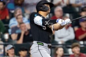 【MLB】「彼はすべてを出し切る」村上宗隆、9号直後の激走内野安打に称賛　26歳ルーキーが自身初の4戦連発に足でも魅了