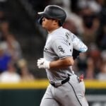 【MLB】「ムラカミの歴史的な量産が……」村上宗隆、衝撃の5試合連続弾に米記者が驚愕　年間67発ペースで“大谷超え”視界「化け物だ」