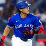 【MLB】殊勲の岡本和真を襲ったゲレーロJr.らの“手荒い祝福”　日本人ルーキーの愛され力に本拠地大歓声「I love Blue Jays！」