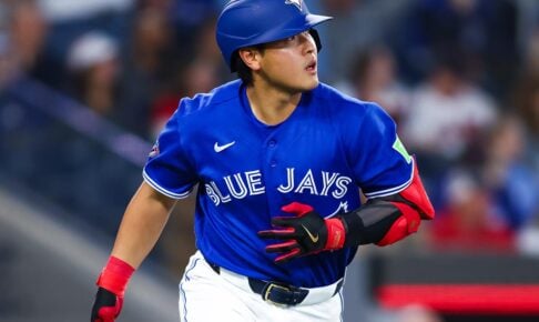【MLB】殊勲の岡本和真を襲ったゲレーロJr.らの“手荒い祝福”　日本人ルーキーの愛され力に本拠地大歓声「I love Blue Jays！」