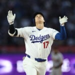 【MLB】「ボールくれよ」大谷翔平、52打席ぶり7号アーチで……心から安堵の表情　“記念球要求”に同僚たち爆笑