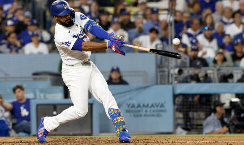 【MLB】ロバーツ采配ズバリ、DHに入ったテオスカーが適時打含む複数安打……伏兵エスピナル先制ソロ、ベッツもILから復帰後初アーチ