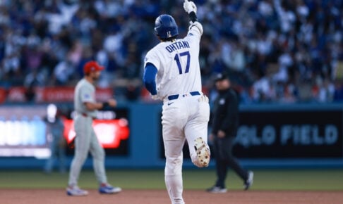 【MLB】「ちょっとバットの先だった」大谷翔平、2戦連発10号アーチ含む猛打賞でドジャース6連勝 自身の打撃に「あとは打球角度」 【MLB】「ちょっとバットの先だった」大谷翔平、2戦連発10号アーチ含む猛打賞でドジャース6連勝 自身の打撃に「あとは打球角度」