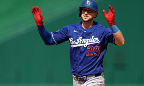 【MLB】インパクトに欠けるタッカー、鳴り物入りでドジャース加入も……指揮官が明かした「危険信号」　プレースタイルの変化とは？