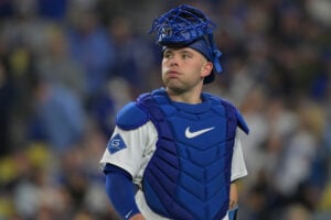 【MLB】試合途中で変更、大谷翔平がサインを出して組み立て……ラッシング捕手のプライドは？　「傷つけたとは思わない」とロバーツ監督