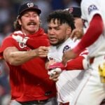 【MLB】「黙って座ってろ」挑発受けた“問題児”コントレラスがブチ切れ……Rソックス戦で乱闘騒ぎ、前日被弾のマイコラスも退場処分に