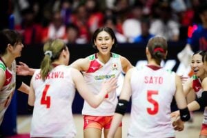 「地元の観衆を熱狂させる」バレー女子日本代表のタイ撃破に公式メディアも賛辞　石川真佑＆和田由紀子が“20点超え”で牽引【VNL2026】