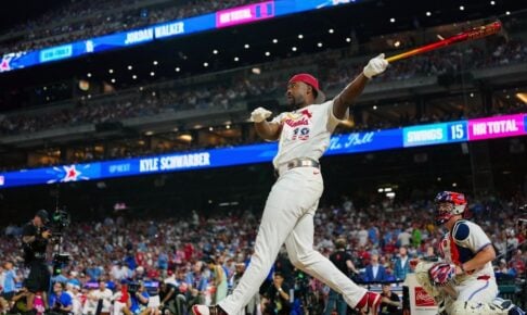 【MLB】ホームランダービーは24歳ウォーカーが初優勝、フィリーズファンのブーイング背にシュワーバーと対戦　“最終スイング4連発”で逆転勝利