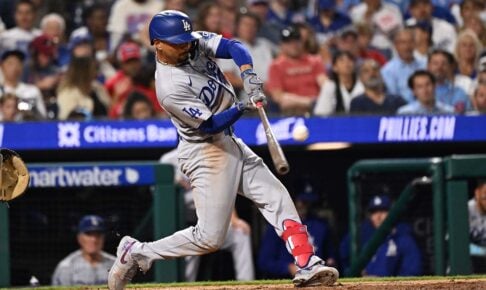 【MLB】不振脱却へ、ベッツが2打席連発で「ドジャースに希望を与えた」　米識者が遊撃手の本塁打ショーに興奮「なんという夜だ」