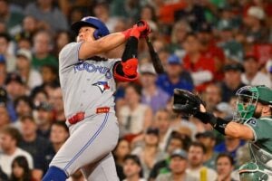 【MLB】岡本和真、三塁で見せた堅守に現地実況も賛辞「素晴らしい打球処理」　地元メディアが1年目の奮闘評価「常に長打力を発揮」