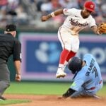 【MLB】岡本和真、実況席驚きの“メジャー初盗塁”で貴重な追加点演出「完全に意表を突いた」　ゲレーロJr.らチームメートも大喜び