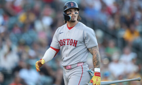 【MLB】「タッチアップしろよ！」Rソックスが内輪揉め、デュランがコントレラスに怒鳴ってギスギス……犠飛には厳しい“浅い当たり”で無茶ぶり