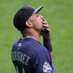 【MLB】「0－22」で歴史的大敗……夏場失速のマリナーズ、イチローの“愛弟子”フリオがアウトカウントを勘違い　2死でスタンドへボールを投げ込む大失態