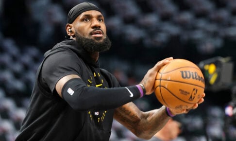 【NBA】レブロン、マクシー、ブラウン……76ers主力トリオの練習動画に反響　早くも「ケミストリーの一端が示された」と米メディア称賛
