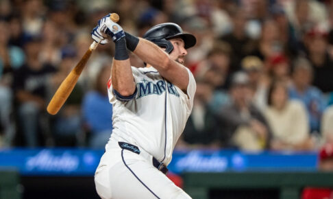 【MLB】不振の“60発捕手”ローリー、キャリア初の1試合3本塁打でついに復活か　好調フィリーズの10連勝阻止