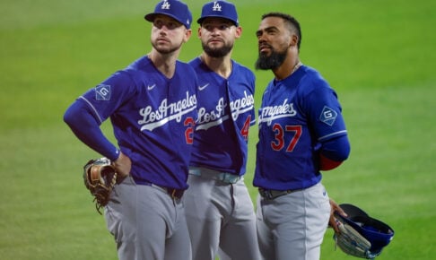 【MLB】タッカー＆テオは“WAR0.0”の不振、パヘスは骨折……「ドジャース最大の弱点は外野陣」と米メディア　WS3連覇を阻む最大要因と指摘