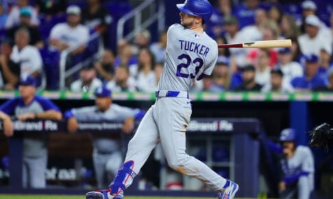 【MLB】復活のタッカー、右中間へ今季14号“ダメ押し”グランドスラム　米記者称賛の一発「良い選手は打てないままでは終わらない」