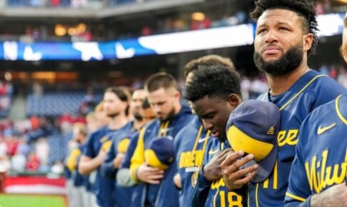 【MLB】ドジャースと再戦、ブルワーズがリーグ優勝決定シリーズ進出　パドレスはマチャドの“確信歩き”大飛球がスタンドに届かず……