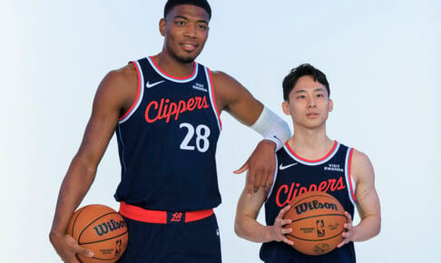 【NBA】「プレシーズンで実力を証明する」2WAY契約を目指す河村勇輝、キャンプ地ハワイへ到着　八村塁から授かった“金言”も明かす