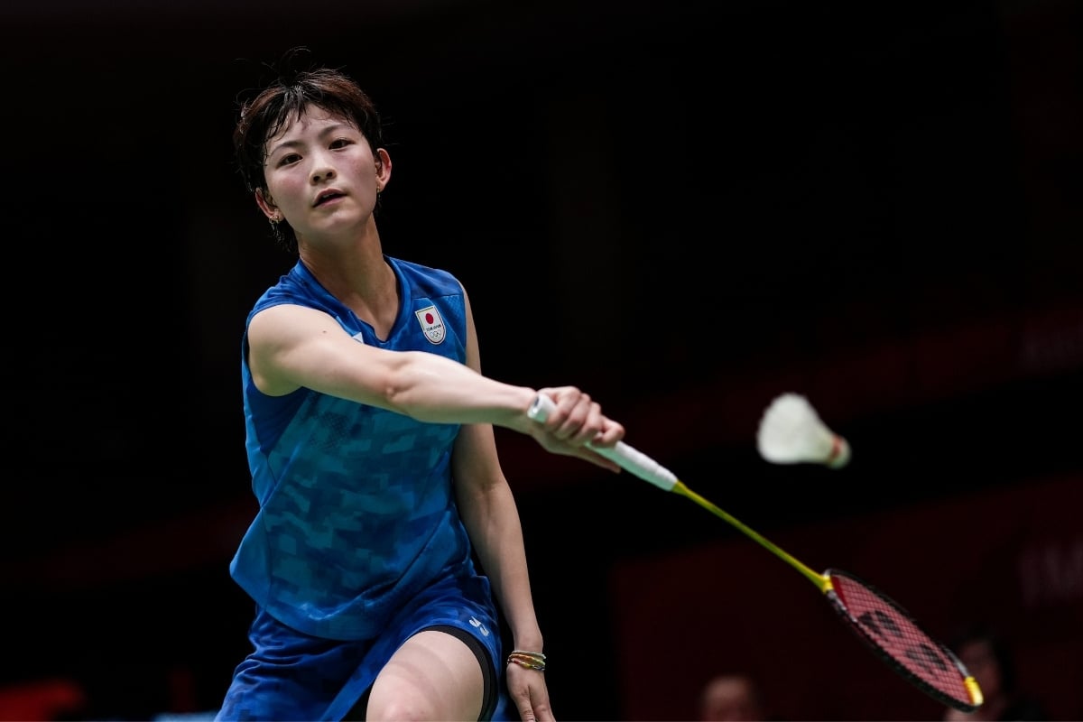 フランスOPで負傷棄権した宮崎友花「前髪ぱっつん」で元気な姿 リーグ開幕戦を控えて秋田入り、なまはげと記念写真も【バドミントン】 フランスOPで負傷棄権した宮崎友花「前髪ぱっつん」で元気な姿 リーグ開幕戦を控えて秋田入り、なまはげと記念写真も【バドミントン】