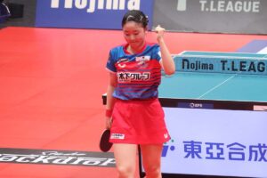 白熱の女子ファイナル　張本美和が今季最多18勝の橋本帆乃香に奮闘「緊張したが勝ち切れた」平野美宇が第3マッチに挑む【Tリーグ】