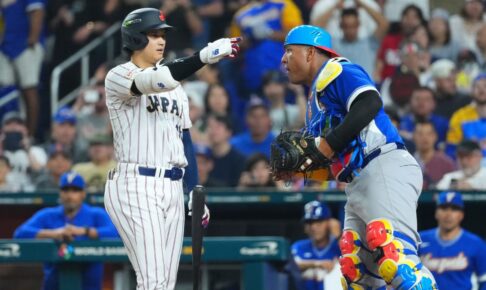 【WBC2026】打撃妨害？大谷翔平のチャレンジ実らず……ファールチップを“ミット接触”と勘違いか