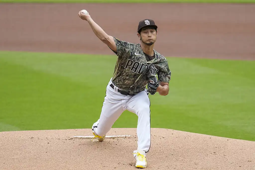 MLB】12K好投ダルビッシュ有に落とし穴 ピッチコム“誤操作”ボークから