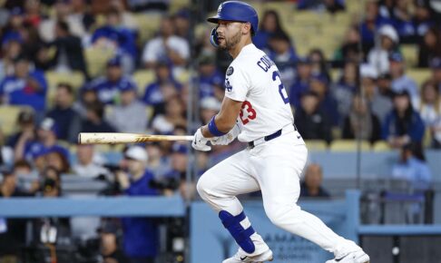 【MLB】ロバーツ監督、不振のコンフォートに“最後通告”　起用を続けるかどうか……「来月が非常に重要」　トレードによる補強も否定せず