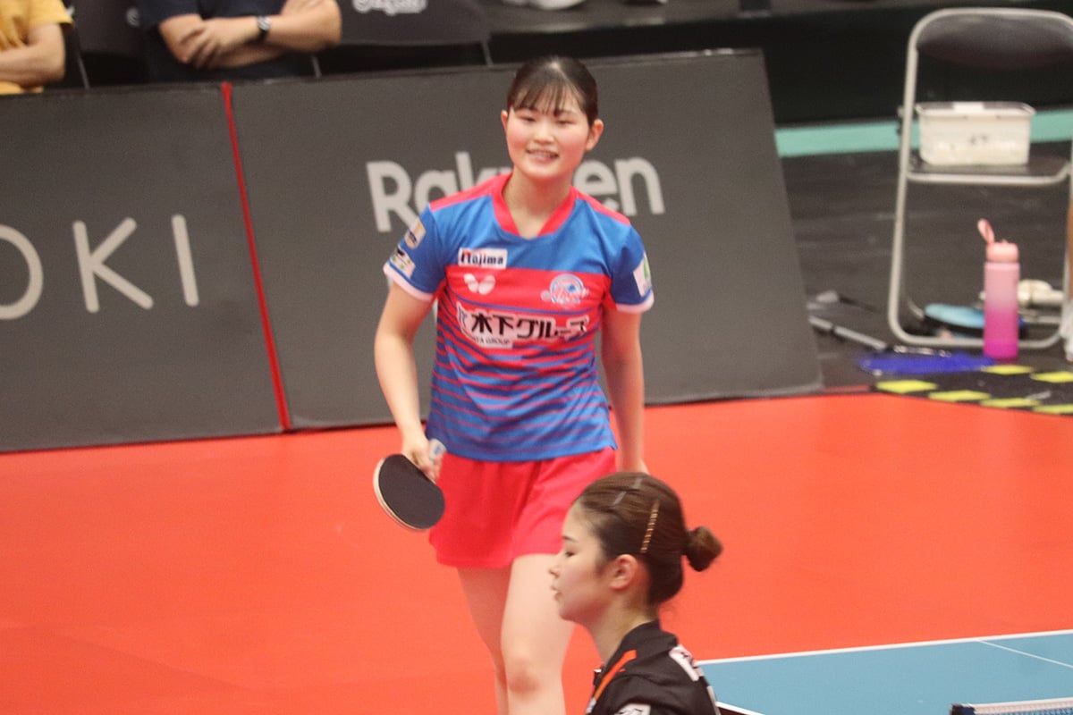 シングルス初勝利の17歳・牧野美玲が見せた可能性 語った日本のエース・張本美和の“凄み”「頭3個、4個くらい抜けている」【Tリーグ】 シングルス初勝利の17歳・牧野美玲が見せた可能性 語った日本のエース・張本美和の“凄み”「頭3個、4個くらい抜けている」【Tリーグ】