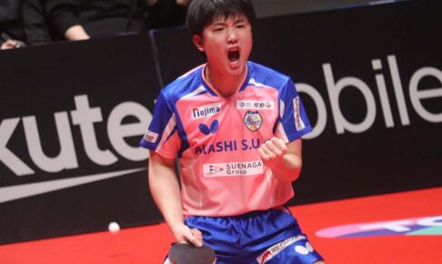 卓球男子の銅メダル獲得で張本智和が掴んだ自信　中国トップ3を撃破した2025年の手応え「胸を張って今後は戦える」